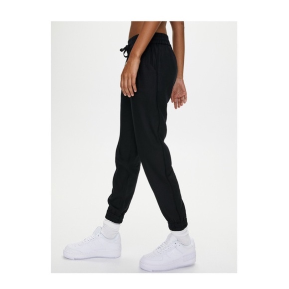 Sunday Best Pants - Aritzia Sunday Best Black Pants Joggers